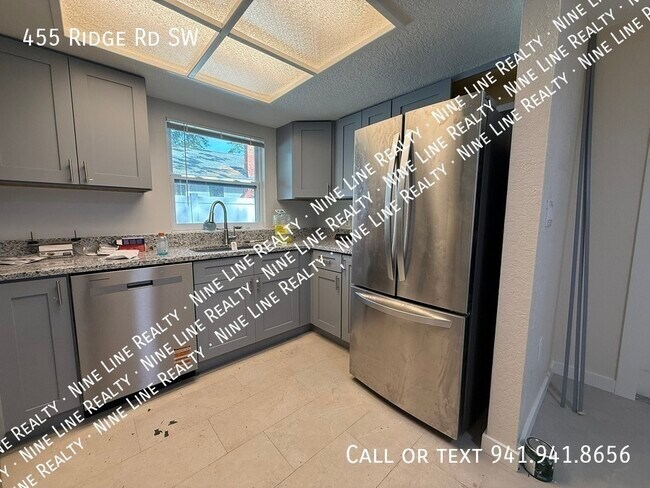 Photo - 455 Ridge Rd SW