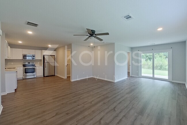 Photo - 52 Cottage Grove Dr