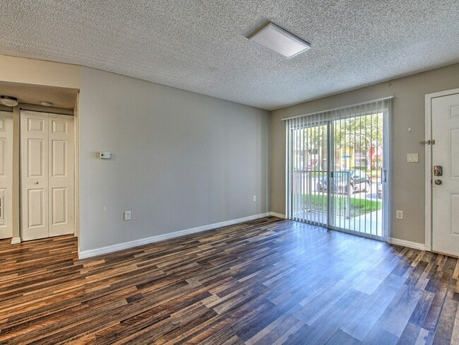 Photo - 203 Lake Parsons Green Unit 105