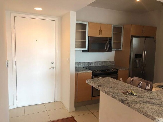 Photo - 18800 NE 29th Ave Unidad 710