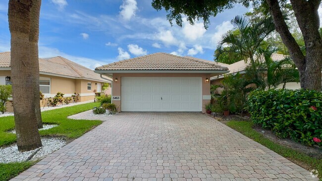 Building Photo - 5465 Grande Palm Cir Rental