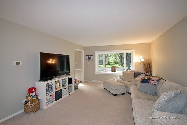 Photo - 9 S Northampton Dr