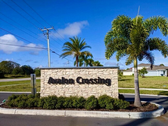 Photo - 604 Lychee Ln