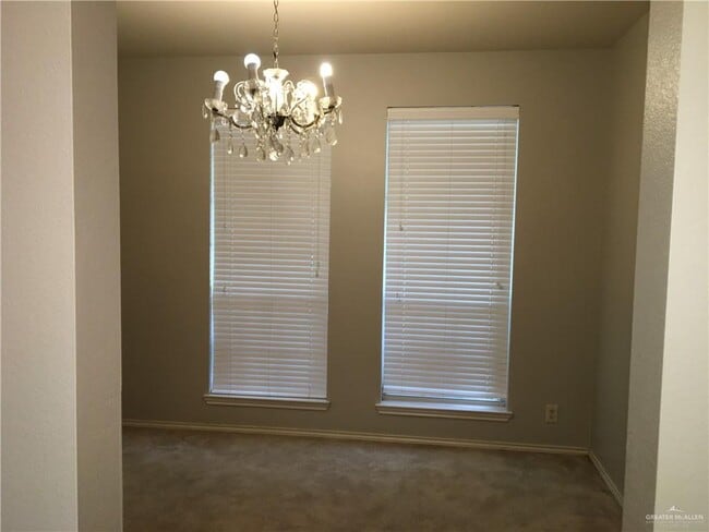 Photo - 18 San Angelo St