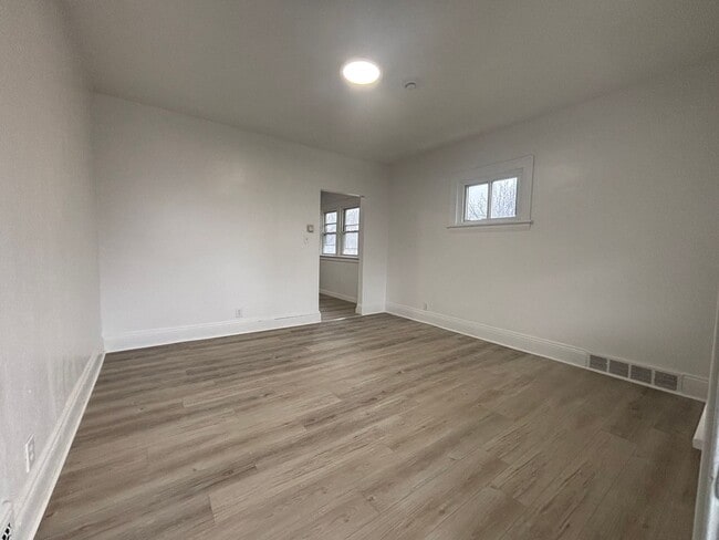 Photo - 74th,E.3593 Unidad Up