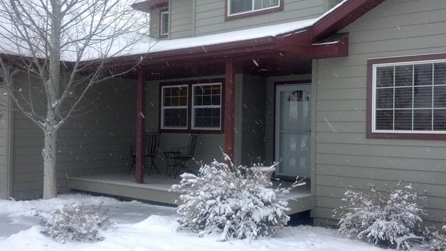 Photo - 147 Dogwood Dr