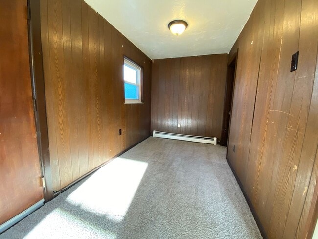 Photo - Super Studio Apartment close to Pitt! Great Deal! Call Today! Unidad L2