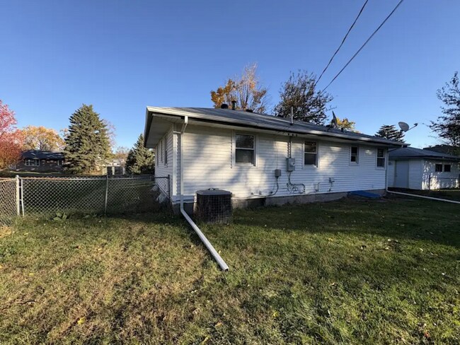 Photo - 1011 64th Ave N