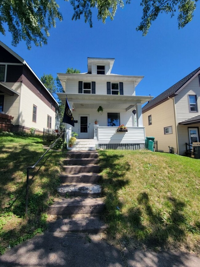 AVAILABLE October 1st! - 3 BED 1 BATH Home! - AVAILABLE October 1st! - 3 BED 1 BATH Home!