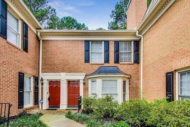 Photo - 57 Mt Vernon Cir Townhome