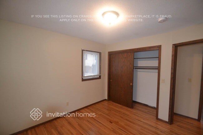 Photo - 5300 81st Ave N