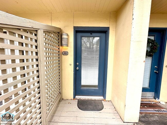 Photo - Cozy Secluded Condo, conveniently located near Medical Center, and Wurzbach Rd!