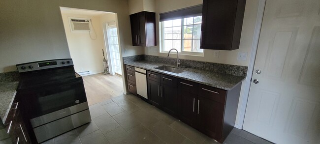 Photo - 8927 Craw Ln Townhome