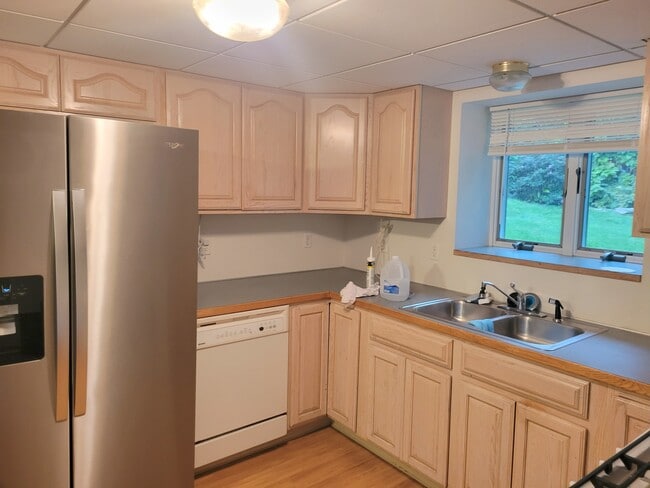 Photo - 42 Lockwood St Unit 42 Lockwood Street