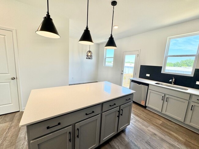 Photo - 335 Cliffwood St NW