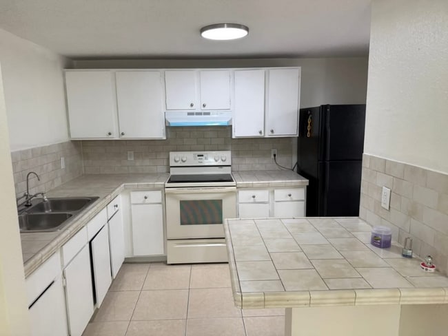 Photo - 10203 Carriage Glen Ct