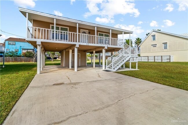 Photo - 18 W Hibiscus St