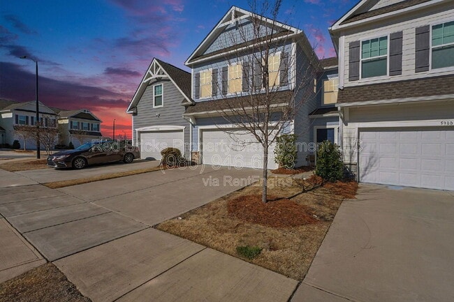 Photo - 5984 River Mdw Ct