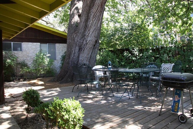 Photo - 804 E 32nd St