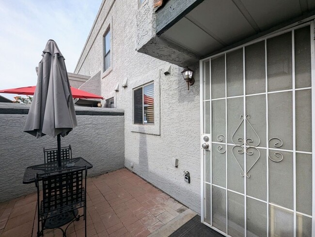 Photo - 18239 N 40th St