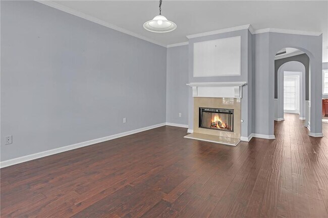 Photo - 2318 Longcourt Wy