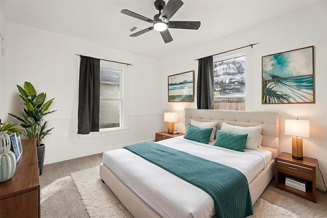 Photo - 125 18th Ave N