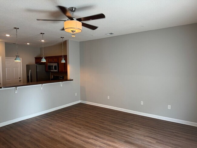 Photo - Renovated Townhome in Live Oak.  Available mid January.