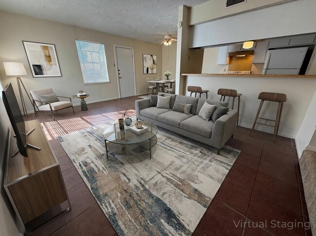 Photo - 4504 Chase Cir Unidad Apt C