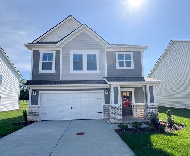 4 Bedroom 2.5 Bathroom Home - 4 Bedroom 2.5 Bathroom Home