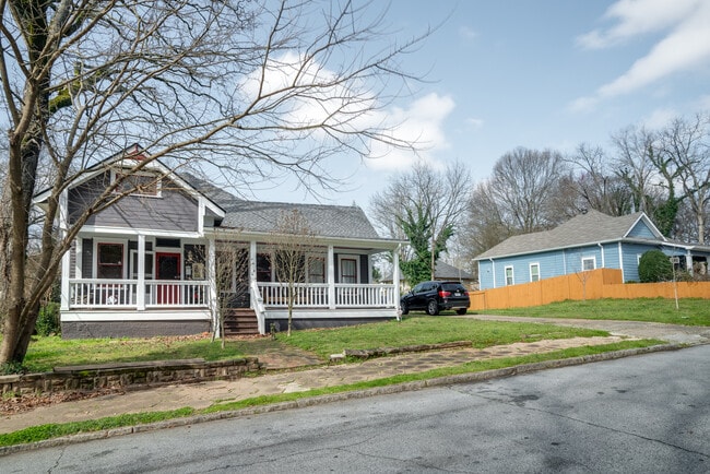 Photo - 1433 Desoto Ave SW