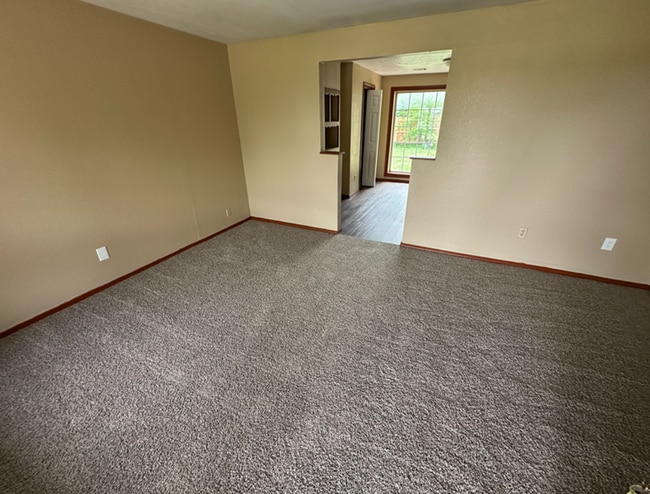 Photo - Stunning 4 Bedroom