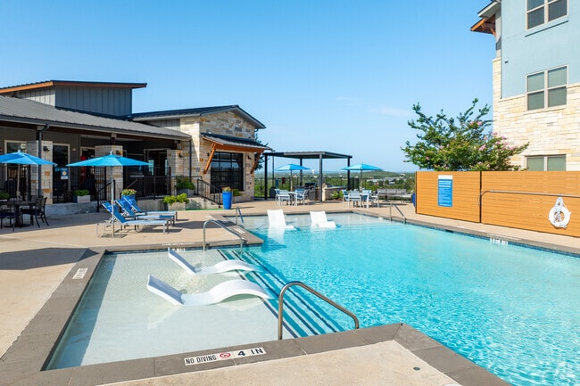 Building Photo - The Ridge at Headwaters Rental