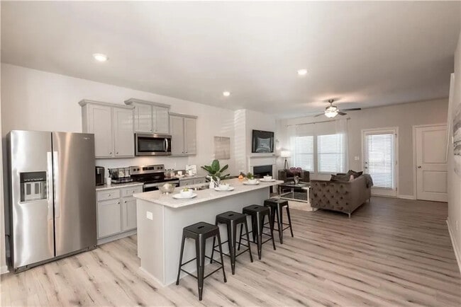 Photo - Room in Townhome on Shaffer Ct