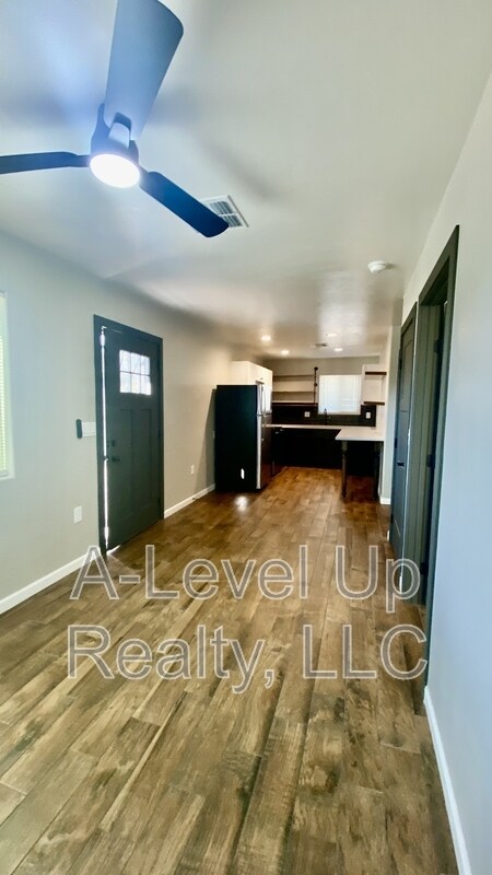 Photo - 2341 S 3rd Ave