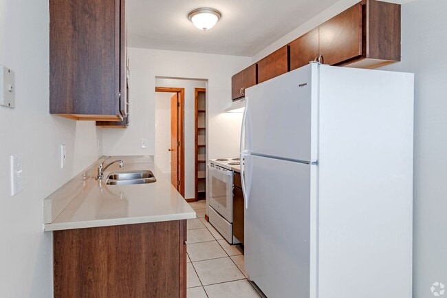 Photo - Diamond Pointe Apartments