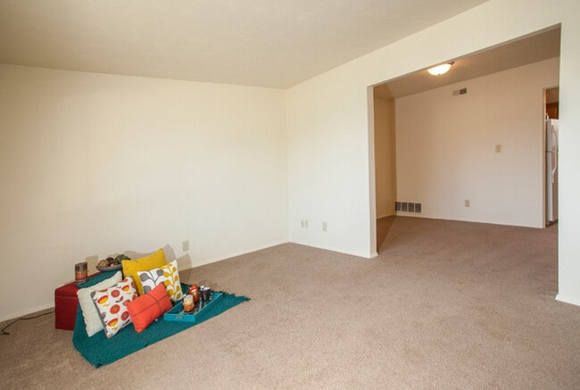 Avalon West Apartment Homes