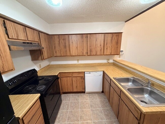 Photo - 11983 Bob White Dr Unit 845