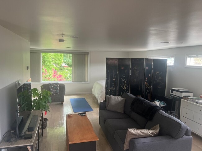 Photo - 1431 Leegate Rd NW Unit Loft