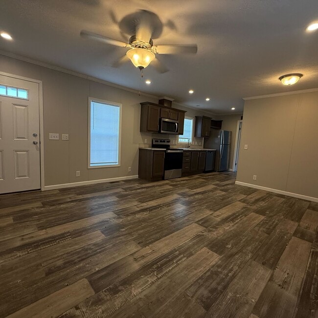 Photo - 10610 State Rte 762