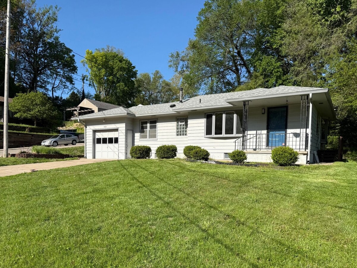 Photo - 3 Bed Home with Fireplace Den, Covered Patio & Bonus Living Space