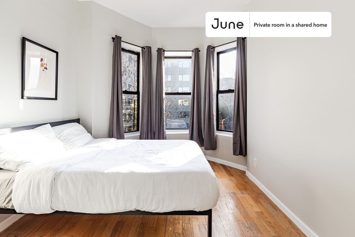 Private bedroom in 4 bed/2 bath Home - Private bedroom in 4 bed/2 bath Home