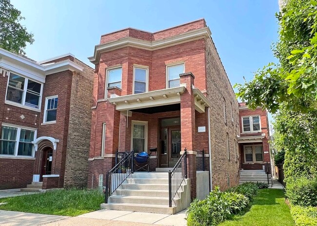Photo - 2170 W Windsor Ave Unit 2R