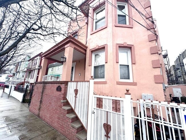 Photo - 325 12th St Unidad 1 Rental