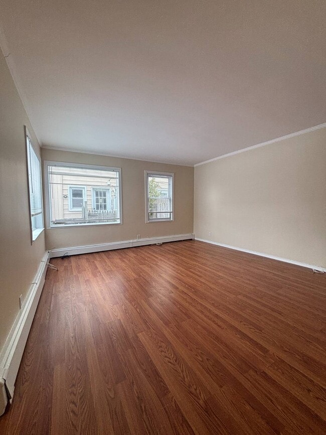 Photo - 627 W Park Ave Unit 1FL