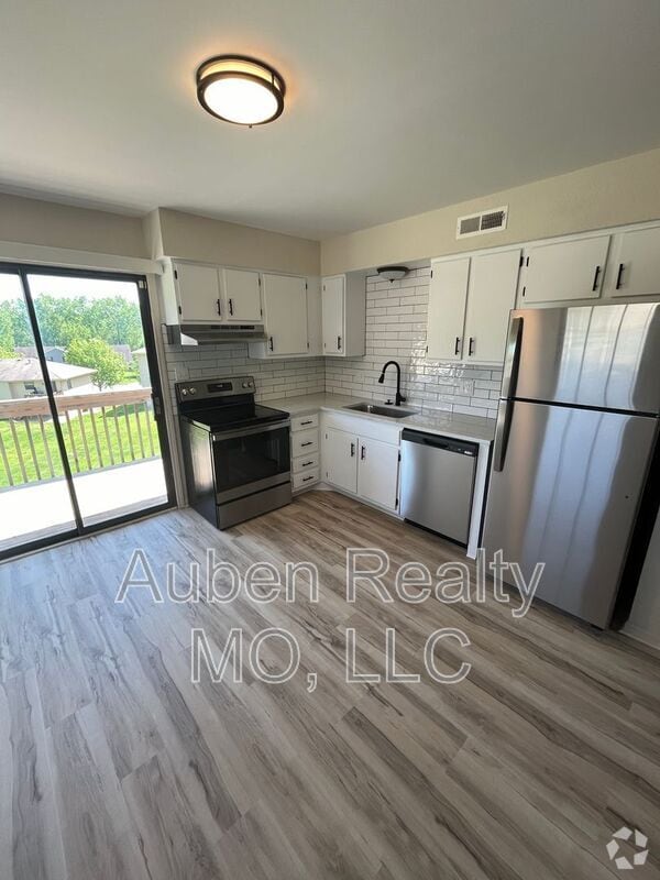 Building Photo - 3306 NW Mill Dr Rental