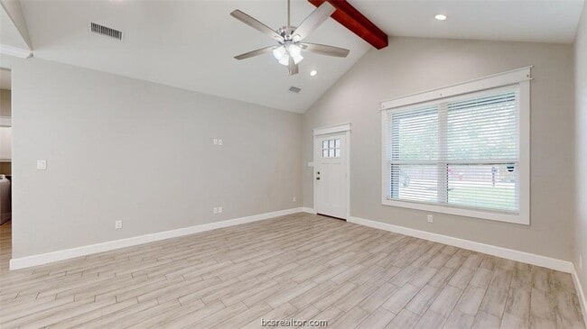 Photo - 513 Kubin St