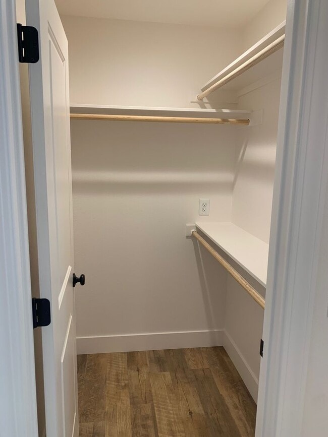 Photo - 0721 - 1319/1321 Normal Ave