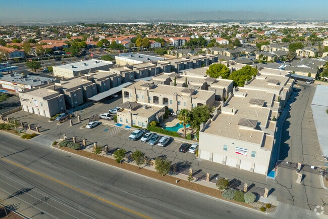 Summerstone Apartments Homes