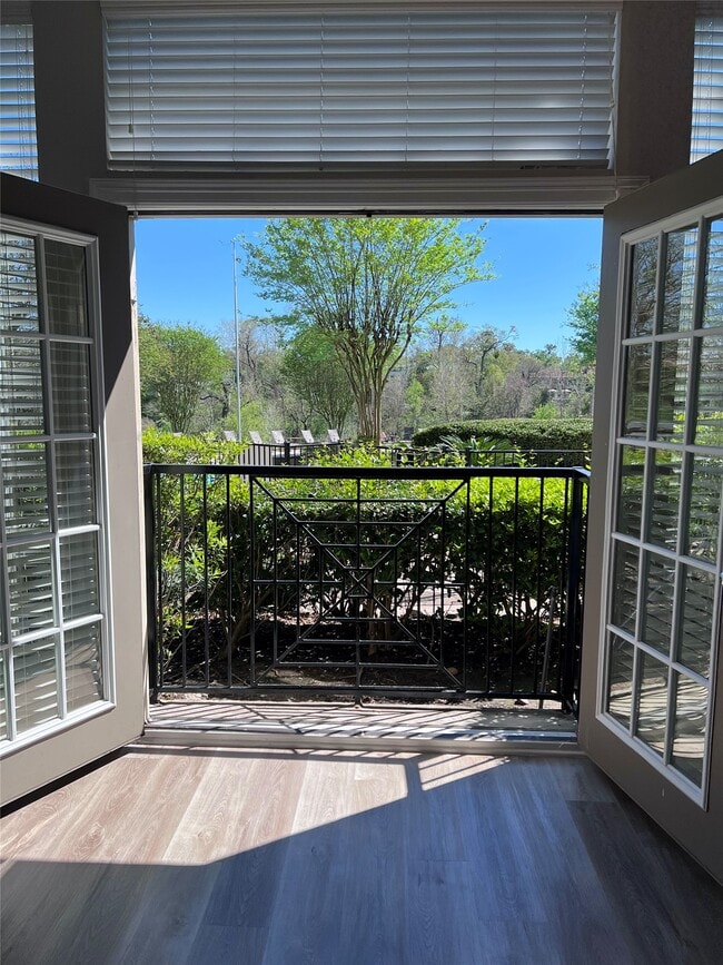 Photo - 5353 Memorial Dr Unidad 1035