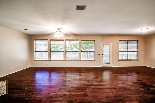 Photo - 8334 Liberty Walk Dr